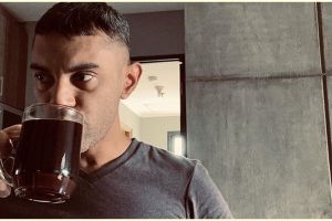 10 Potret rumah masa kecil Didi Riyadi, foto kecilnya curi perhatian