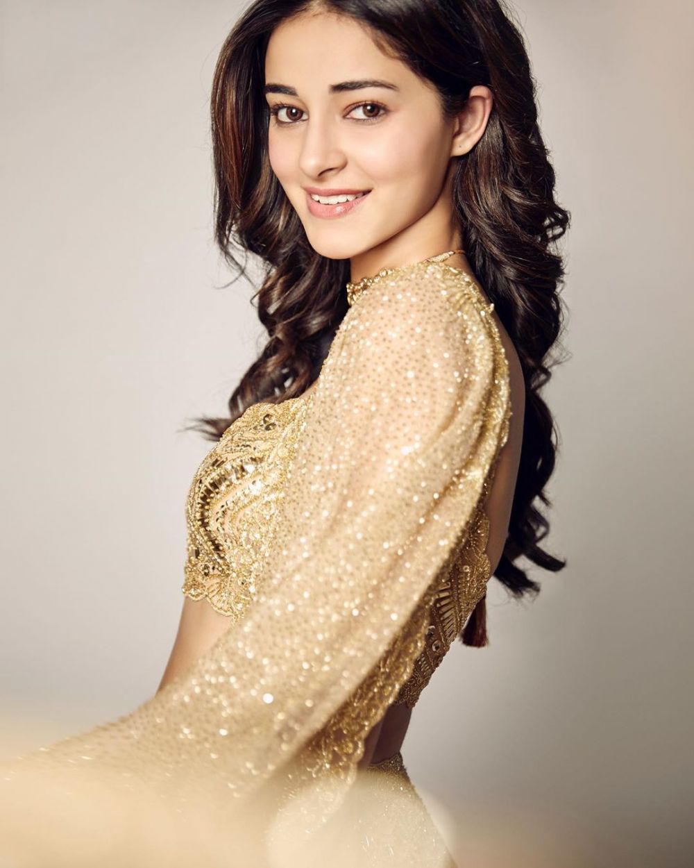 10 Pesona Ananya Panday, putri aktor Bollywood Chunky Pandey