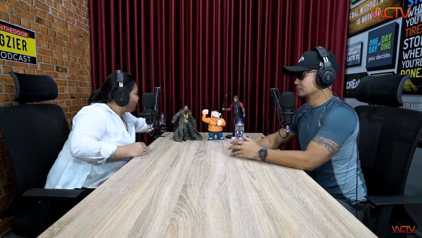 8 Potret Wendi Cagur parodi podcast Deddy Corbuzier, totalitas