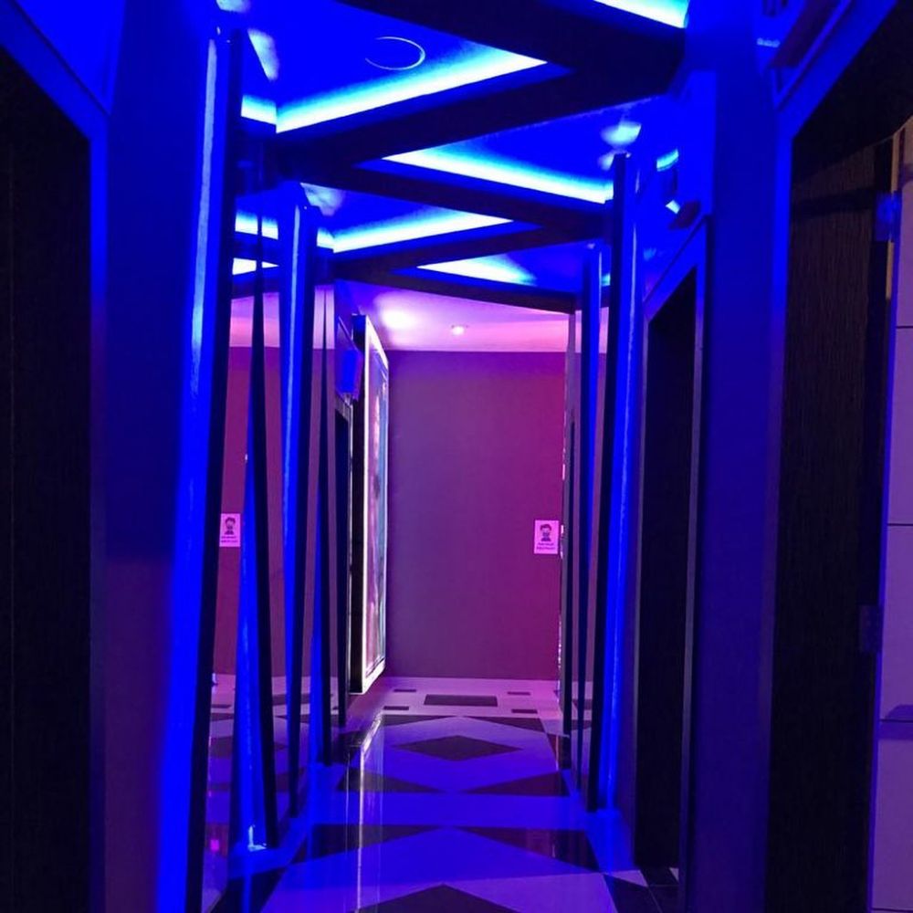 Punya desain baru, ini 6 potret ruang karaoke Inul Daratista