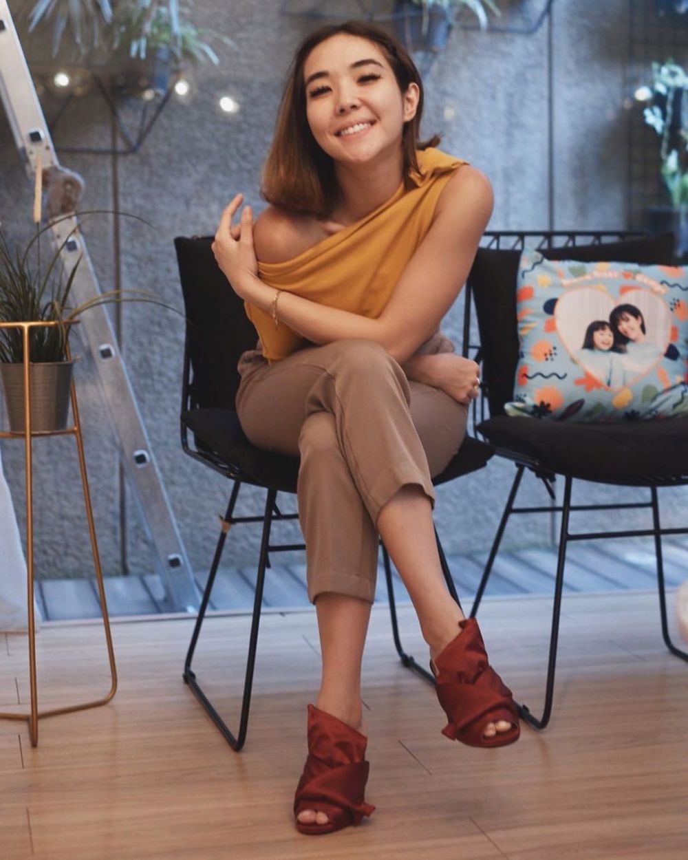 7 Seleb ini makin cantik dengan rambut sebahu, terbaru Amanda Manopo