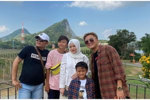 10 Potret rumah megah Sule, ada studio musik & lapangan basket