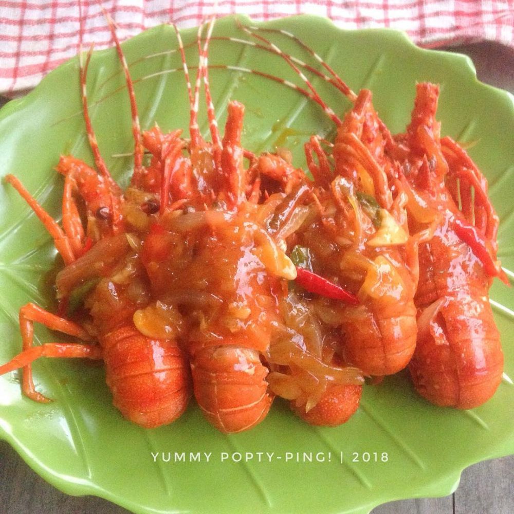 masakan saus mentega. © 2020 brilio.net Instagram/@hobimasak.id ; Instagram/@lilyminarosa masakan saus mentega. © 2020 brilio.net Instagram/@hobimasak.id ; Instagram/@lilyminarosa