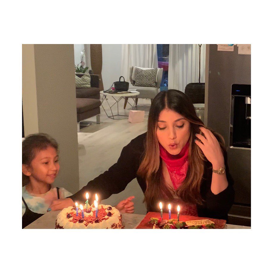 6 Momen ultah Sarah Azhari ke-43 di California, penuh kebahagiaan