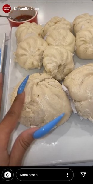 7 Menu makanan Cardi B ini Indonesia banget, lumpia sampai mi instan