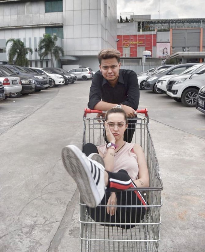 7 Momen kenangan Reza Smash dan Fabiola sebelum bercerai