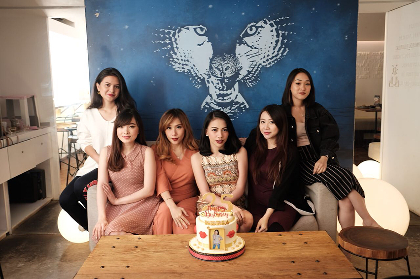 8 Potret kompak eks Cherrybelle, arisan sampai liburan bareng