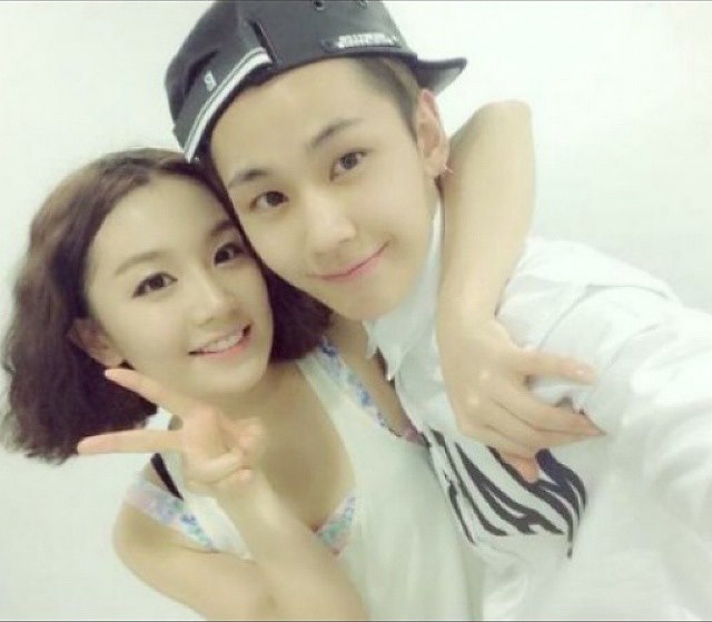 Tak banyak yang tahu, 10 pasangan seleb Korea ini ternyata bersaudara