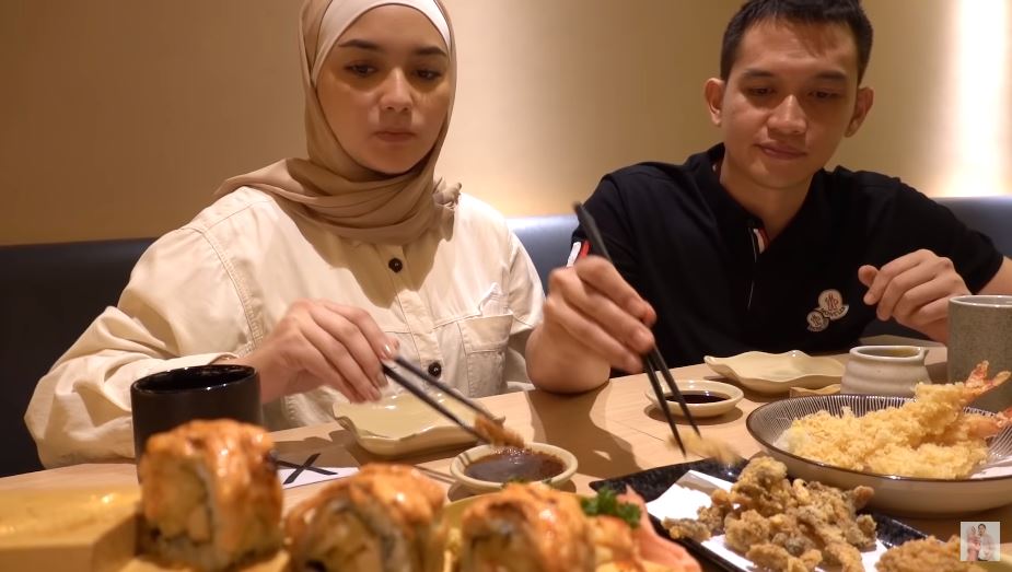 10 Momen Citra Kirana ngidam, berburu makanan sampai luar kota