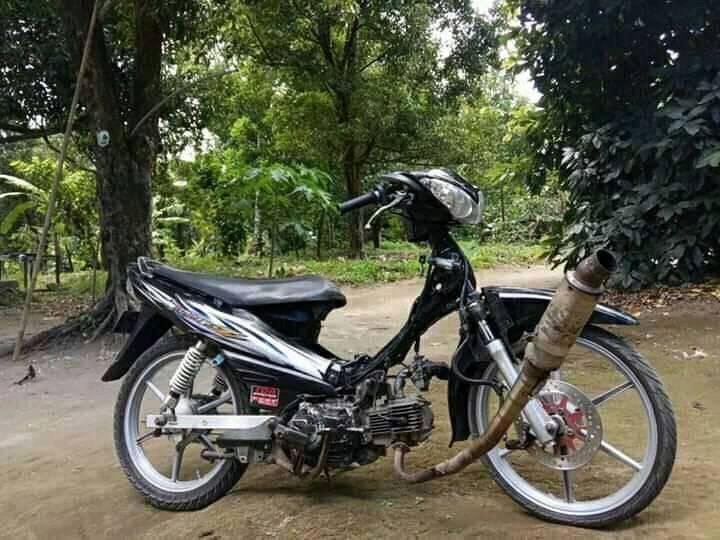 8 Kelakuan nyeleneh anak otomotif ini malah terlihat kreatif