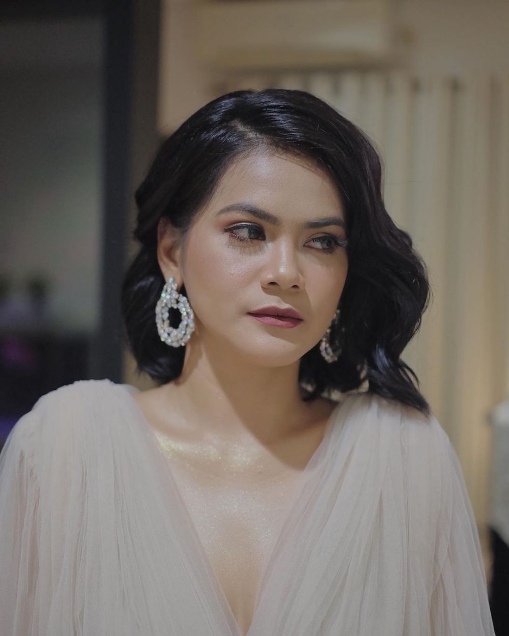 10 Aktris ini sukses perankan sosok pelakor, aslinya sayang keluarga