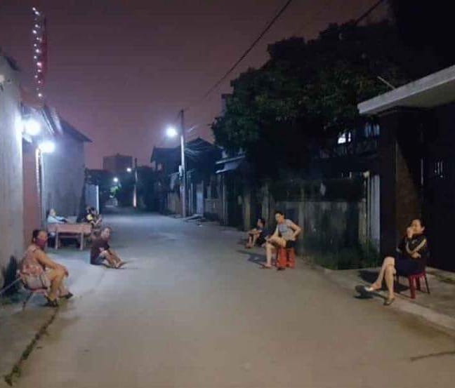 10 Momen absurd cewek di jalan ini bikin gagal paham