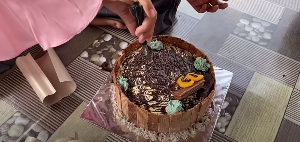 8 Momen Tegar & Sarah Sheilka usai pindah ke Garut, kumpul keluarga