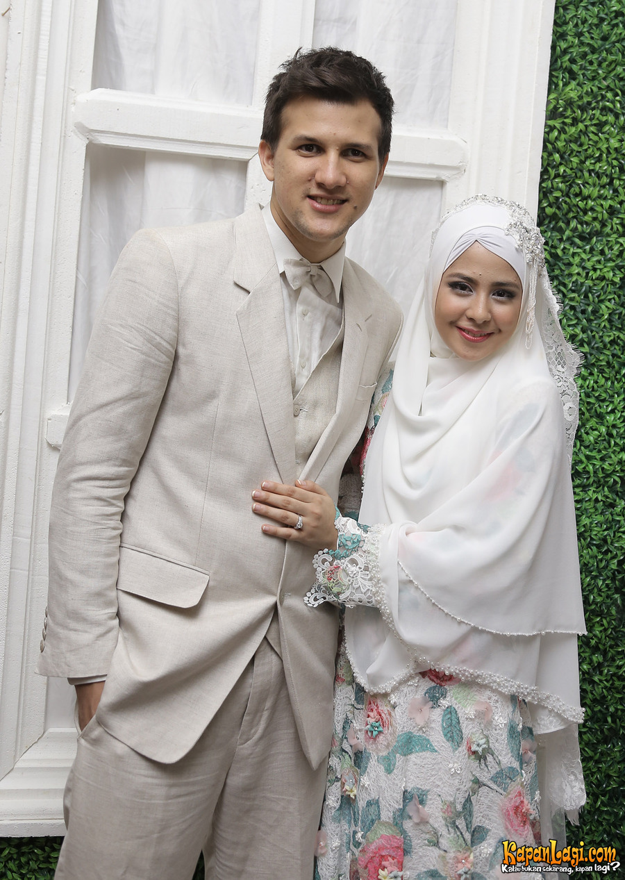 Lika-liku pernikahan 9 seleb yang hanya seumur jagung