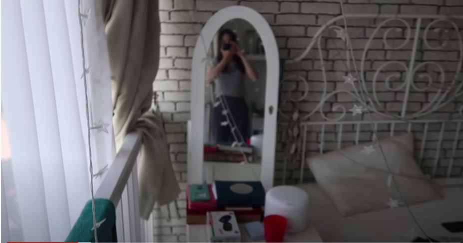 8 Penampakan rumah Syifa Hadju, elegan dengan nuansa putih