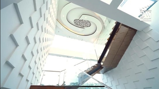 11 Potret rumah Fransen Susanto, mewahnya bikin takjub