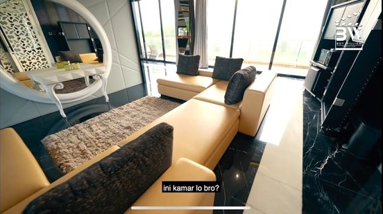 11 Potret rumah Fransen Susanto, mewahnya bikin takjub