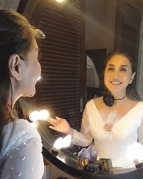 Menikah dengan WNA, pernikahan 7 seleb ini berakhir cerai