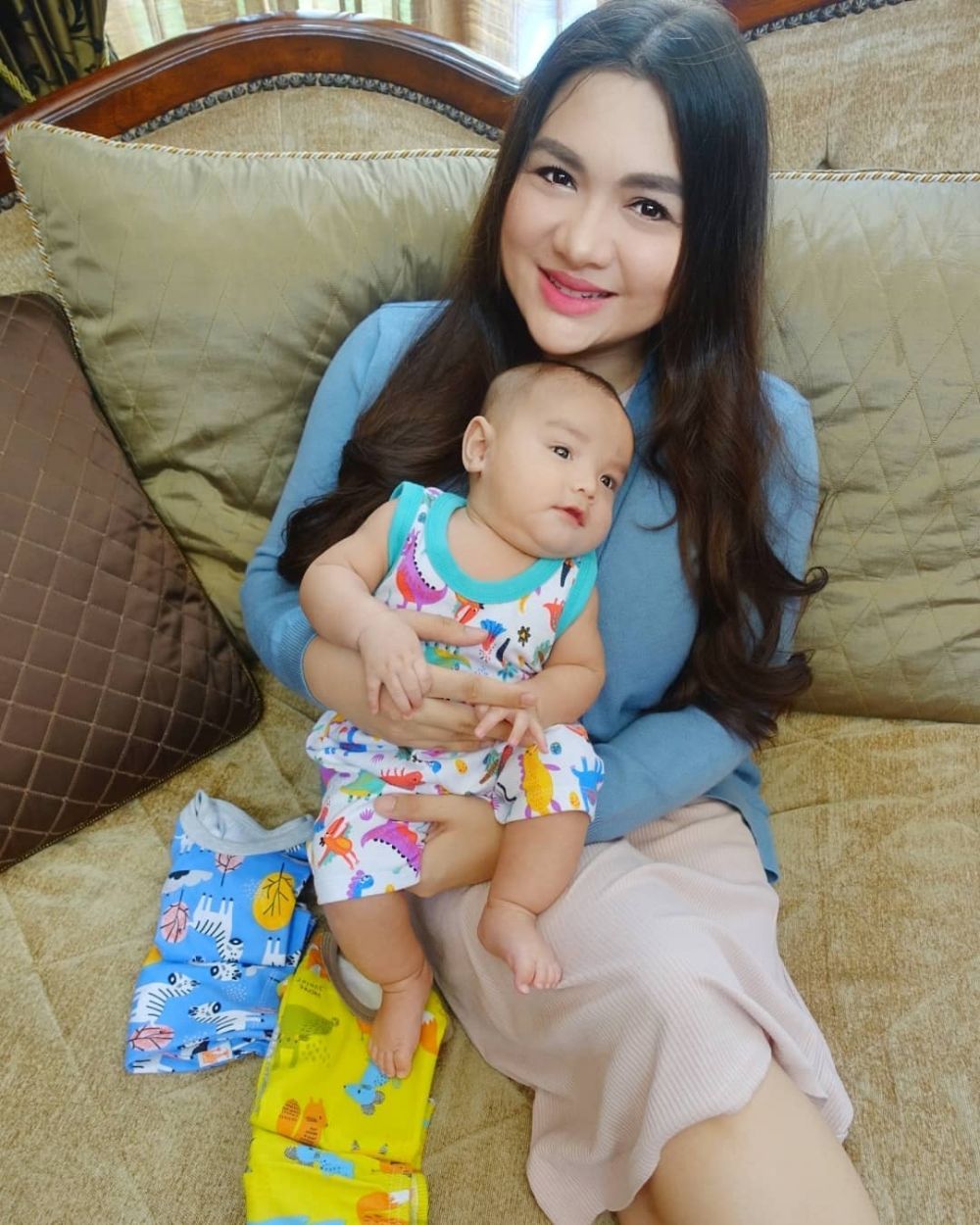 10 Potret terbaru Vicky Shu setelah diet, berat badan turun 18 kg