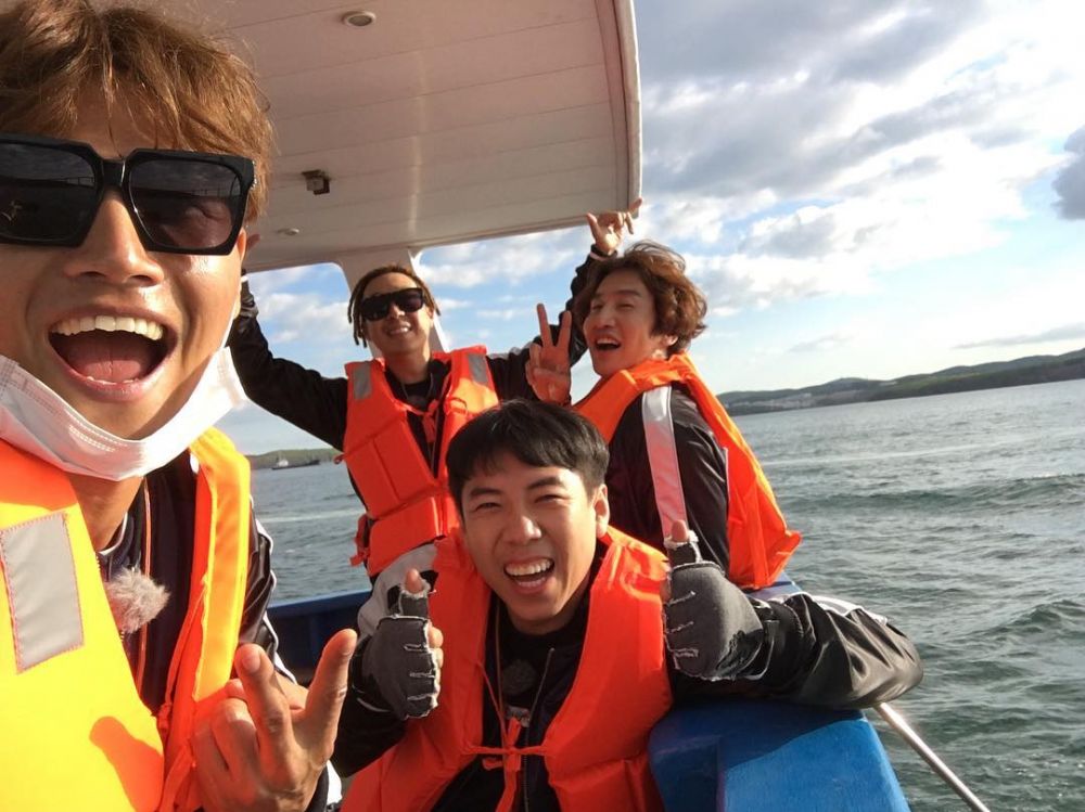Berawal dari syuting, 10 persahabatan seleb Korea ini friendship goals