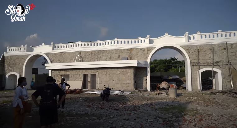 Yuk intip 15 potret pendopo Soimah, ada studio rekaman