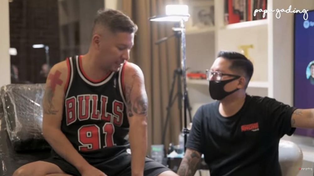 8 Momen Gading Marten bikin tato gajah, ada pesan di baliknya