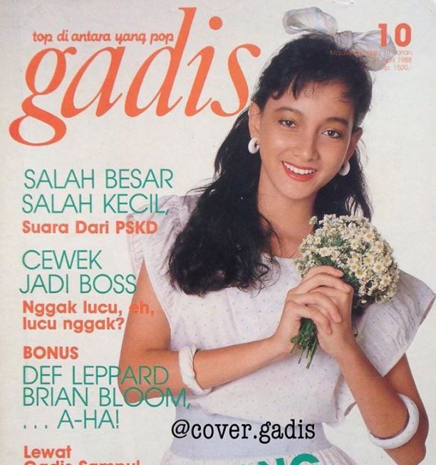 8 Potret Karina Suwandi jadi cover girl majalah jadul, cantiknya awet