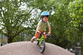 Harga sepeda anak tanpa pedal, lengkap dengan jenis & manfaatnya