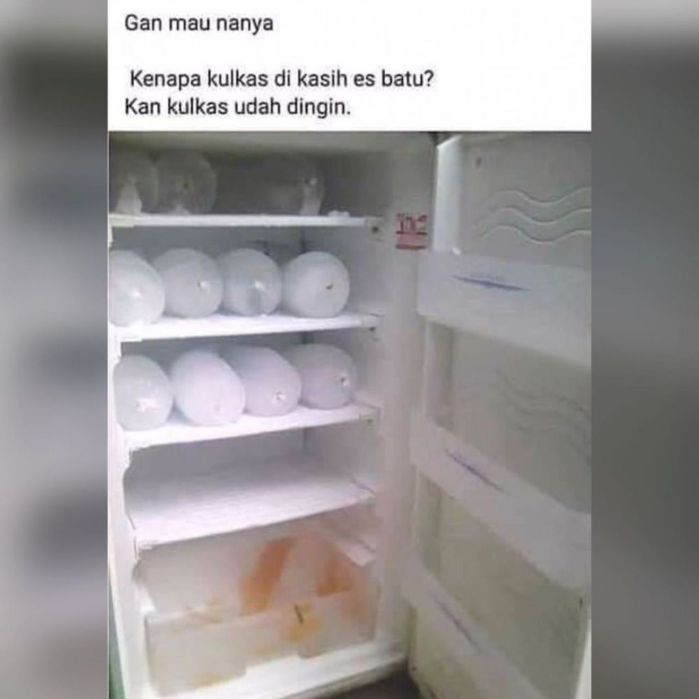 10 Status FB lucu pemikiran nyeleneh ini bikin geleng kepala