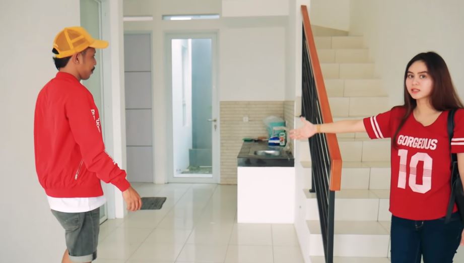 10 Potret rumah baru Mas Pur Tukang Ojek Pengkolan, luas dan asri