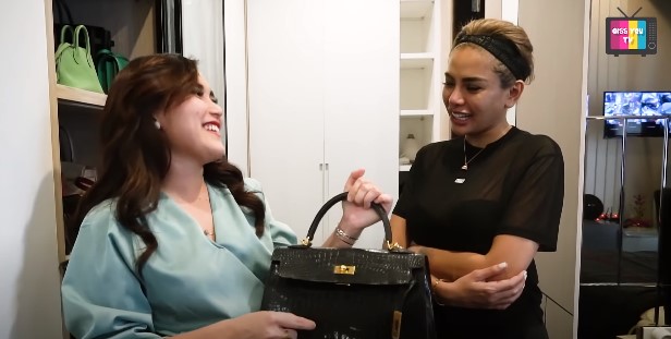 11 Potret kamar Nikita Mirzani, walk in closet penuh koleksi mewah