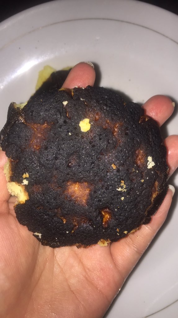 10 Potret pie susu gagal ini bikin susah nahan tawa