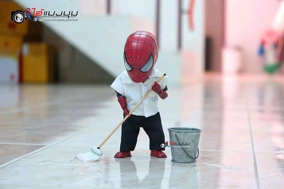Begini jadinya kalau Spider-Man jadi bapak rumah tangga, kocak
