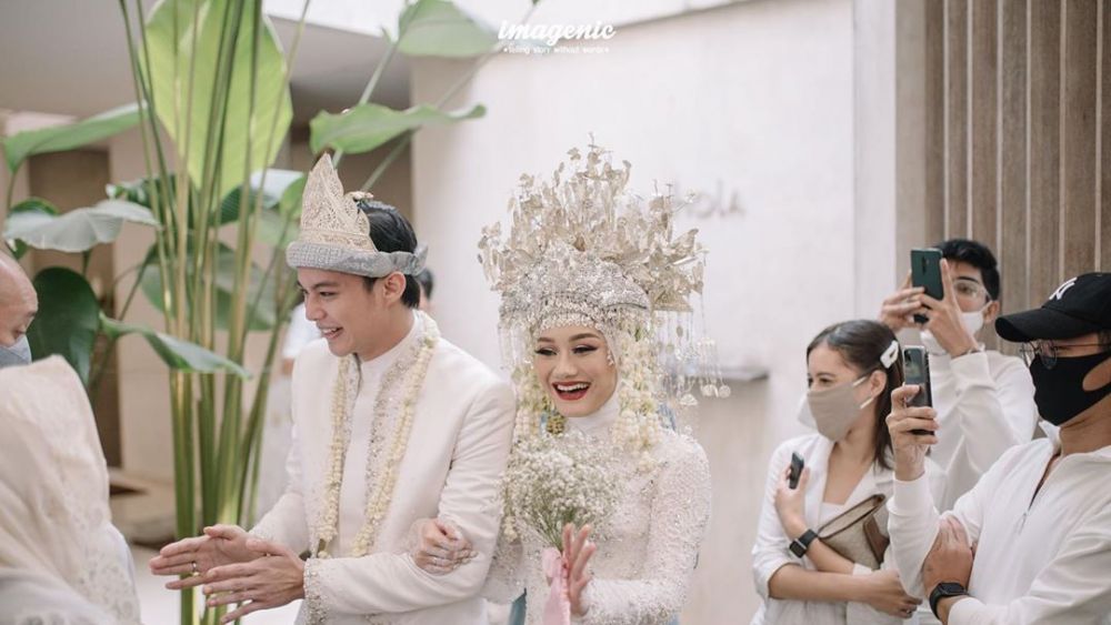 Rey Mbayang ungkap Dinda Hauw nggak bisa masak mi instan hanya prank