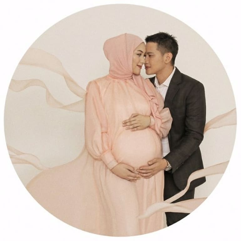 10 Gaya maternity Citra Kirana dan Rezky Aditya dalam berbagai tema