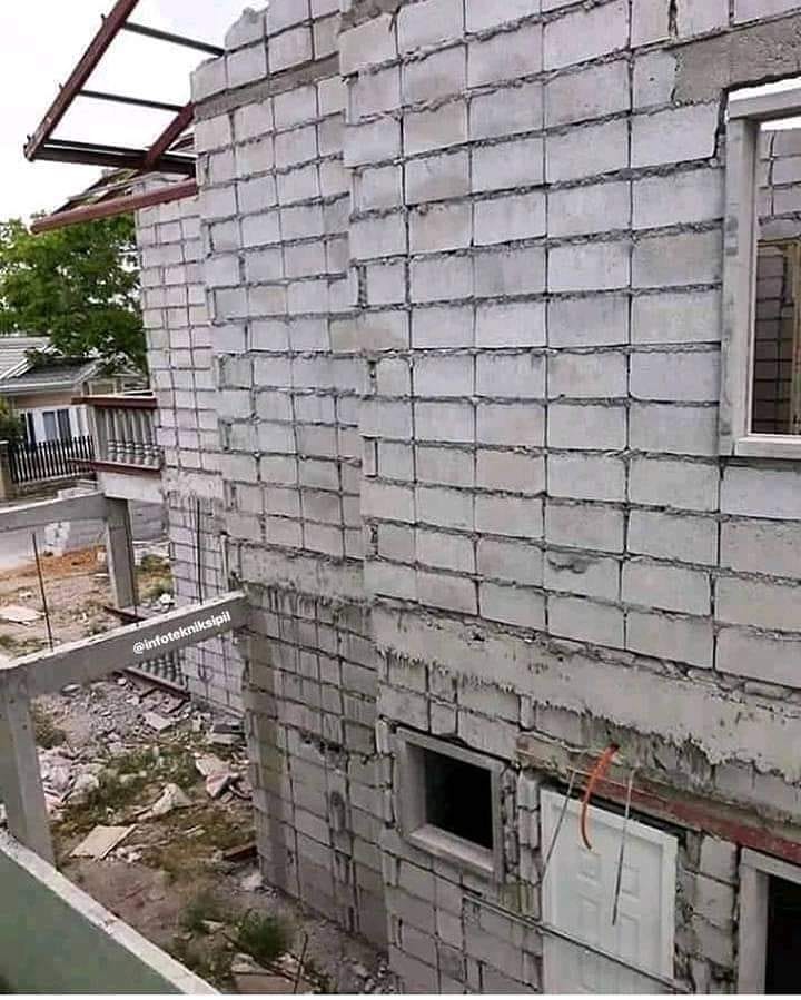 10 Penampakan benda salah pasang di rumah ini bikin senyum tipis