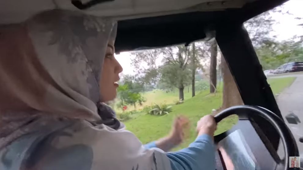 8 Momen Citra Kirana mudik, perutnya dielus dan dicium ayahnya