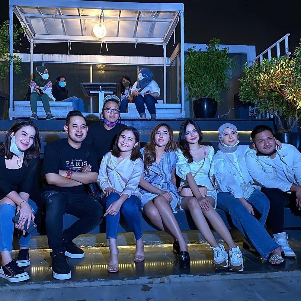 10 Momen pesta ultah Syifa Hadju ke-20, Rizky Nazar beri kejutan