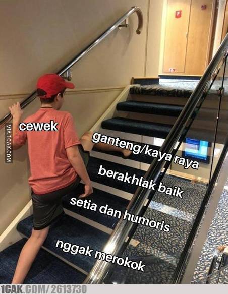 10 Meme tipe suami idaman ini lucunya bikin cowok tersipu