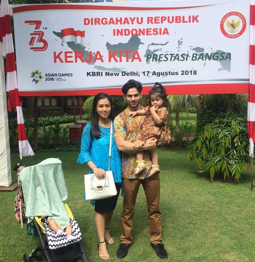 10 Potret Lavanya Bhardwaj pemeran Mahabarata asuh buah hati