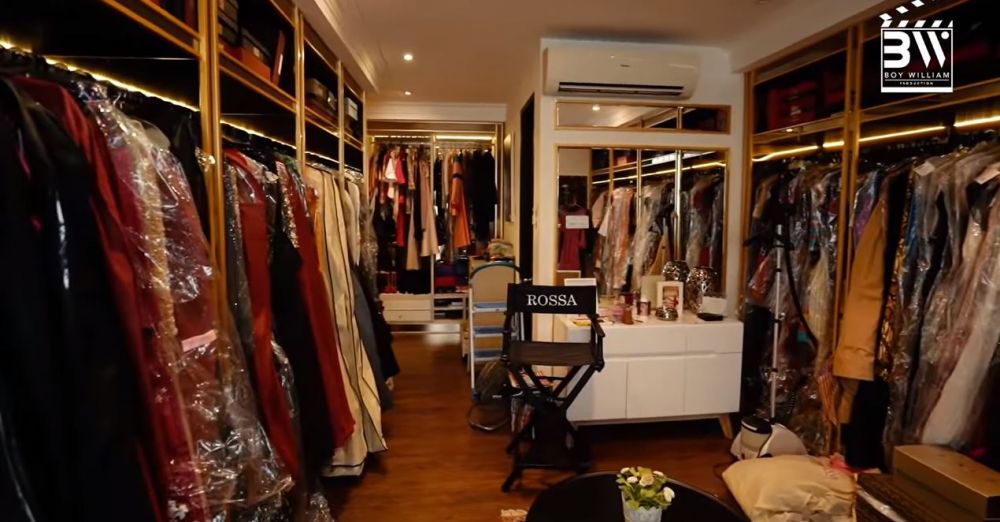 7 Potret walk in closet Rossa, koleksinya bikin melongo