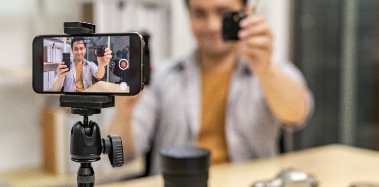 4 Skill Yang Wajib Dimiliki Menjadi Youtuber Atau Influencer Suks 4 Skill Yang Wajib Dimiliki Menjadi Youtuber Atau Influencer Suks