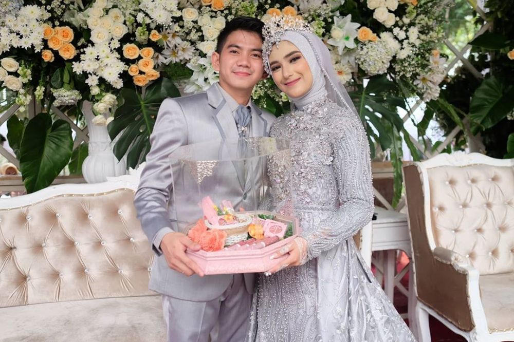 7 Fakta perjalanan cinta Rizki D'Academy dan Nadya hingga menikah