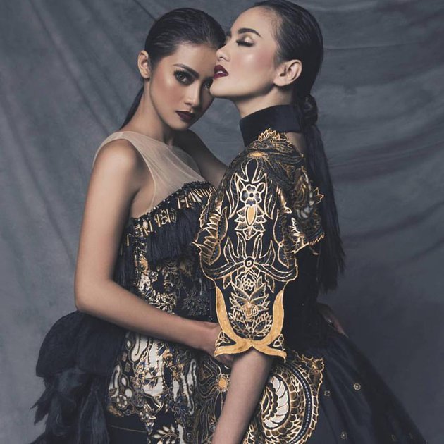 Gaya pemotretan 7 seleb kakak beradik, bak pinang dibelah dua