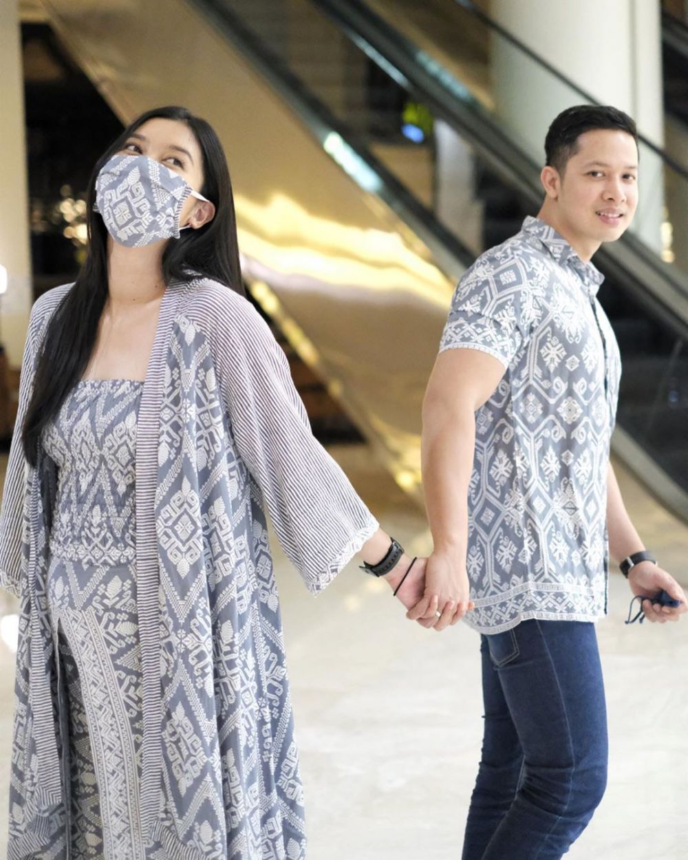 Hamil 23 minggu, ini 7 potret Kevin Lilliana pamer baby bump