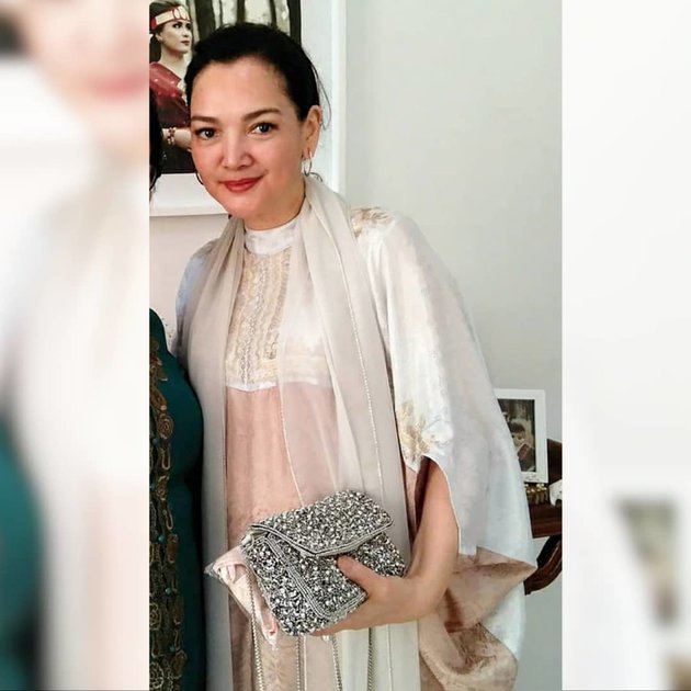 13 Potret terbaru artis 80-an Ida Iasha, awet muda di usia 57 tahun
