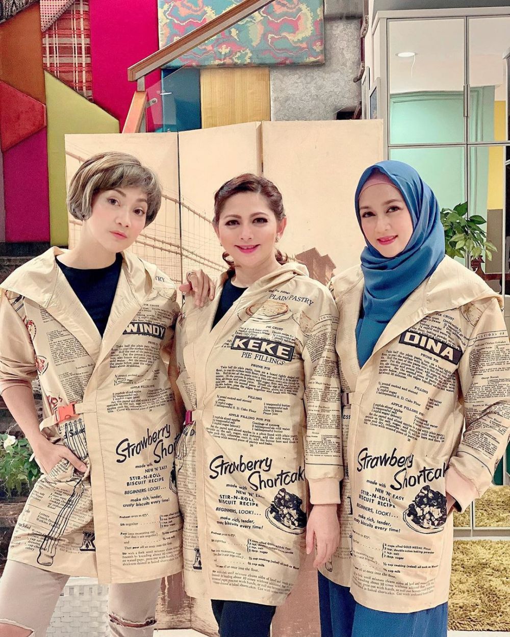 7 Potret persahabatan Dina Lorenza, Cut Keke, dan Windy Wulandari