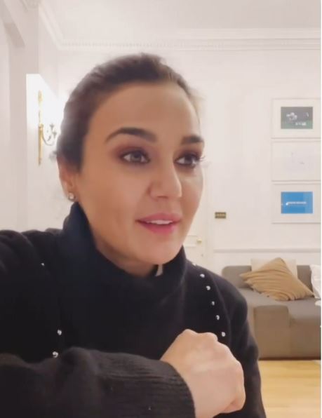 8 Potret rumah Preity Zinta, halamannya curi perhatian