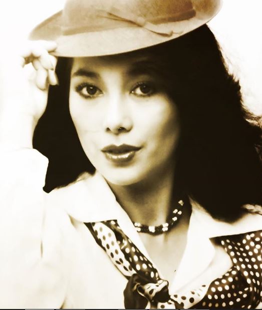 Potret 10 aktris kawakan semasa muda ini manglingi, ada Rima Melati