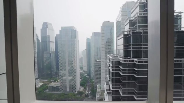 10 Potret apartemen Cathy Sharon, desain interiornya elegan 